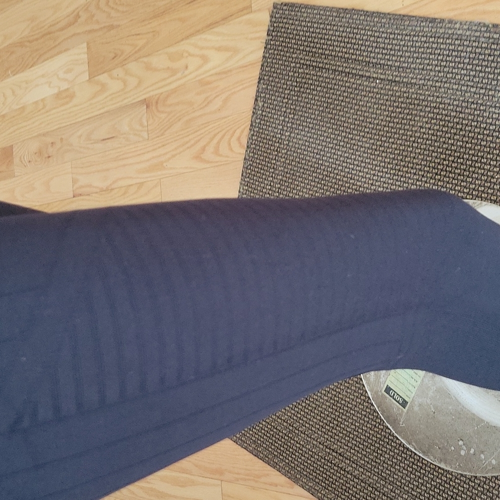 Athleta Seamless Training Compression Tights - image 6